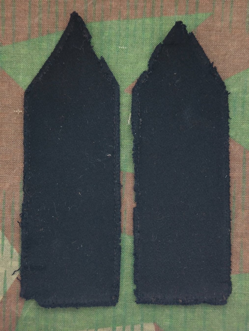 Schweizer Armee Placchette & Badge: Ärmelpatten Ord. 1926/40 – Usato da Bauma venduto da SwissMilitaria 1