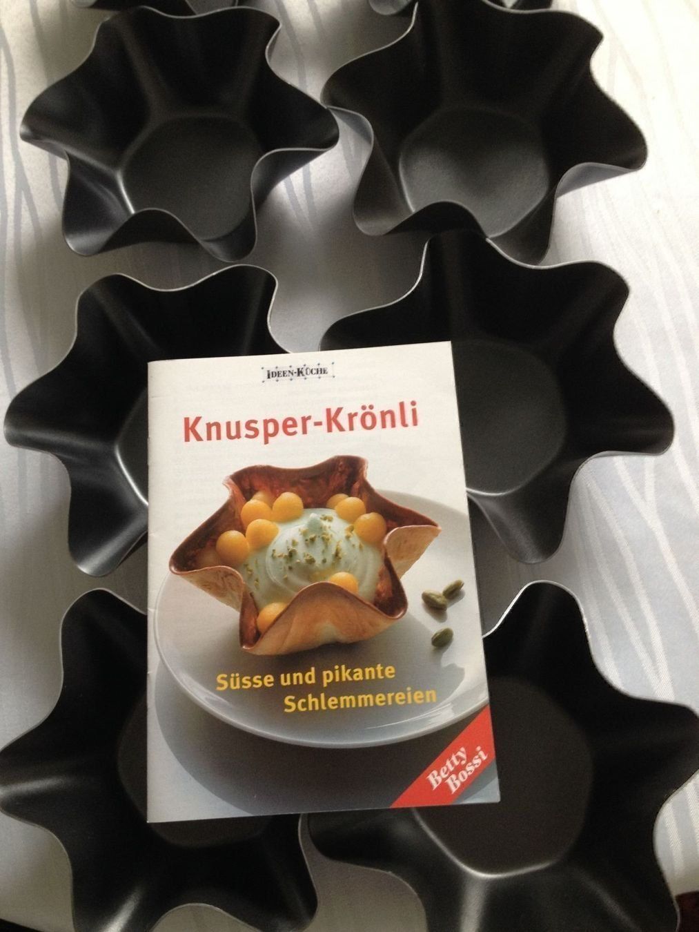 Betty Bossi Teglie da forno: 6 Knusperkrönli Betty Bossi – Usato da Winterthur venduto da delfin1314