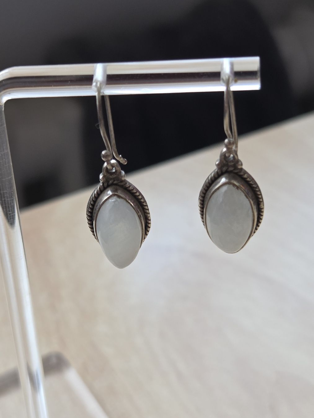 Orecchini pendenti & Orecchini a lobo: Mondstein Cabochon 925er Silber Ohrhänger  – Usato da Winterthur venduto da katzen07 1