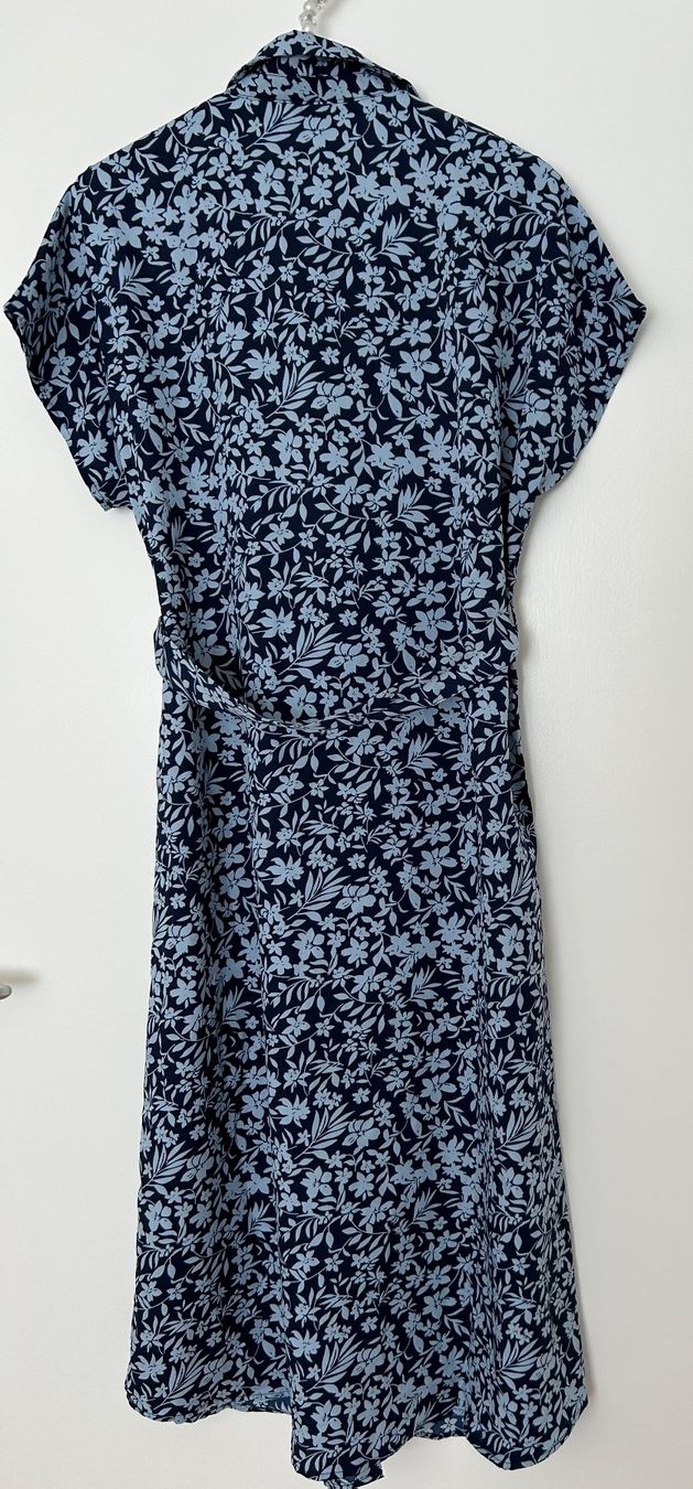 Only Kleider: Pigalle Kleid von Only Gr. S-M – Gebraucht aus Horn von Resvi 1