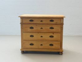 Elegante Vintage Kommode aus Weichholz, 1910er Jahre