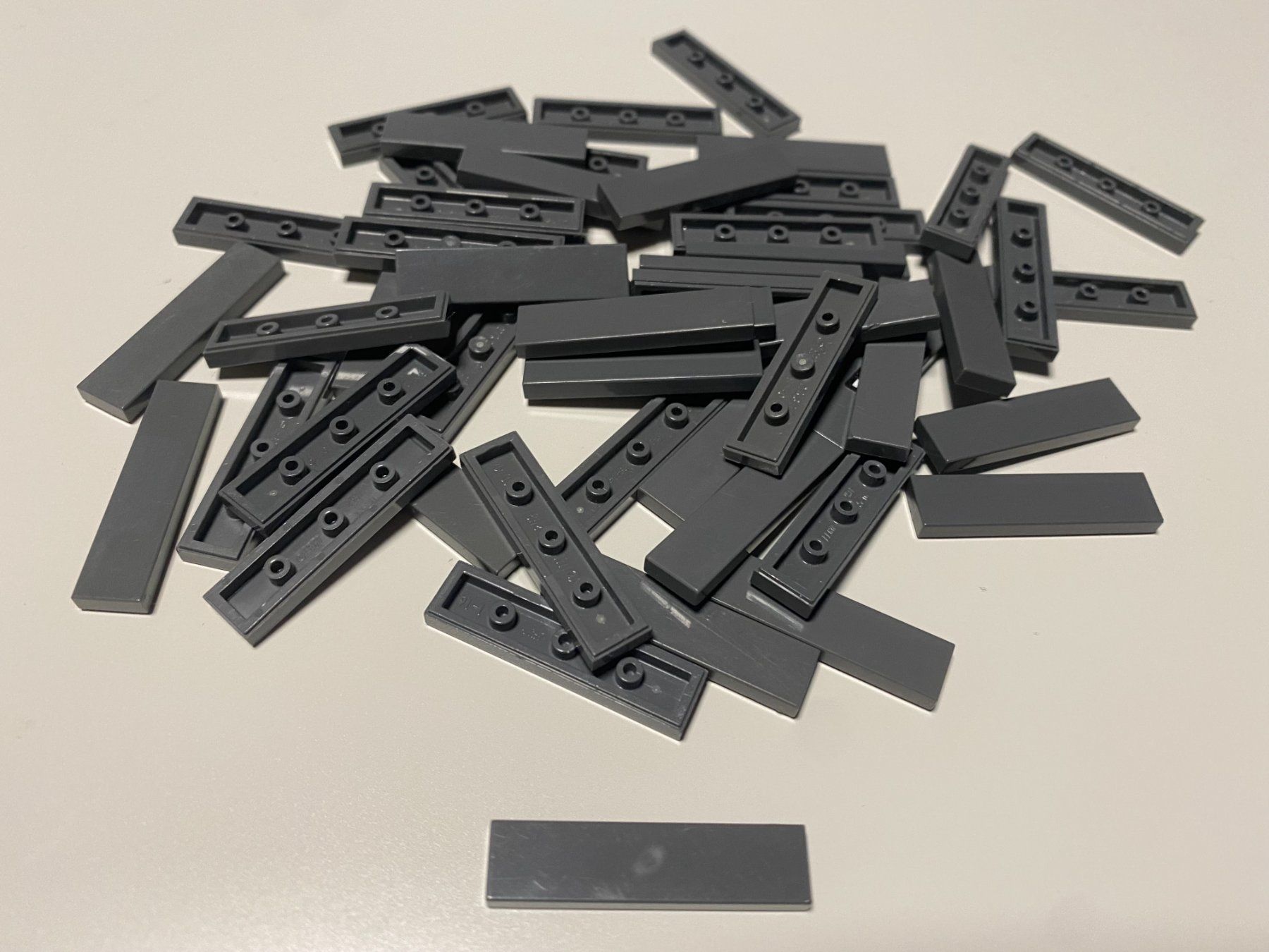Lego Giocattoli: LEGO - 50 - GLATTE - GRAUE - EINERPLÄTTLI - 4 X 1 – Usato da Gelterkinden venduto da ajdt4