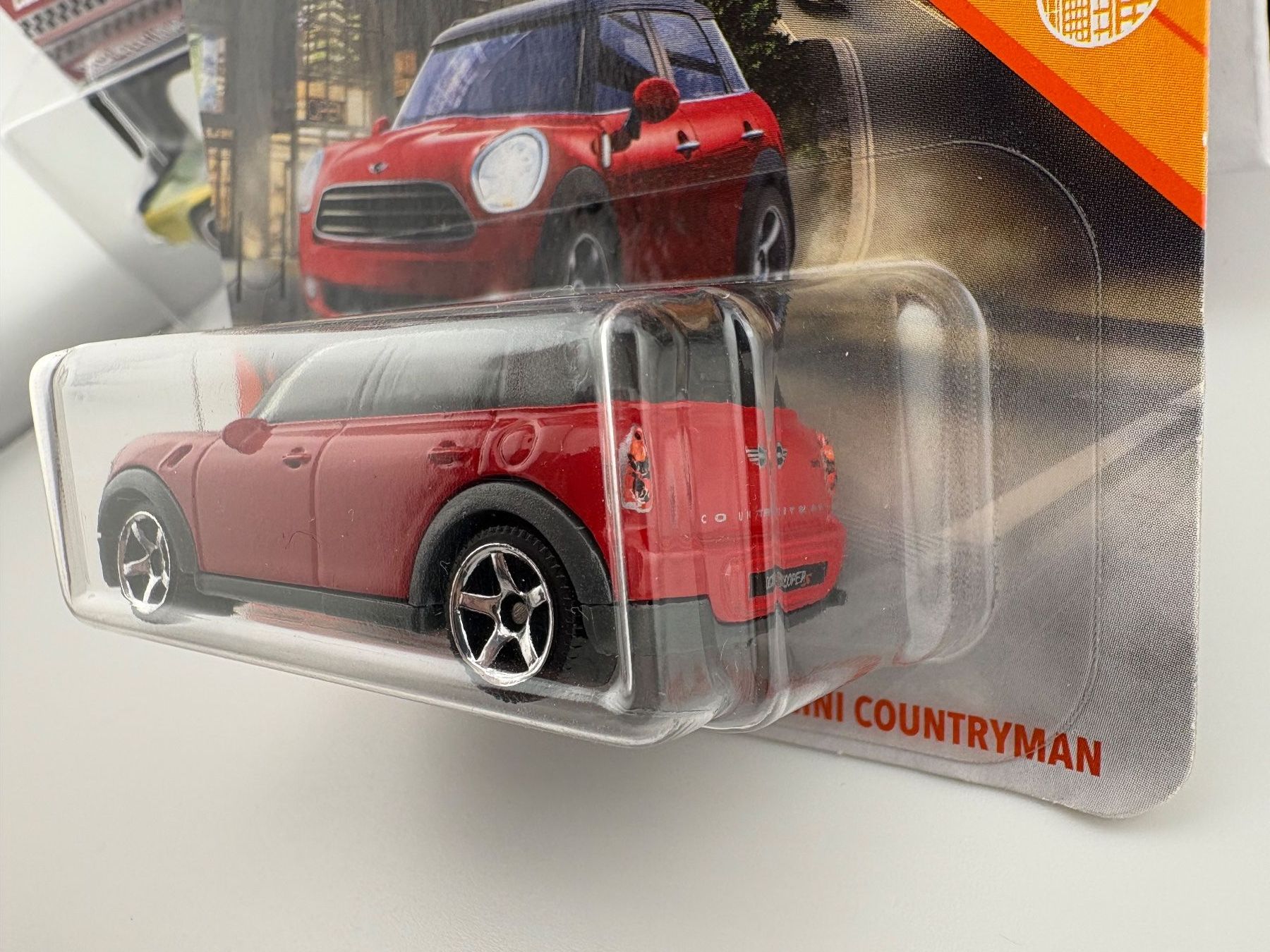 Matchbox Modellini d'auto: Matchbox 2011 Mini Countryman - 2020 - 11/100 – Nuovo e nell'imballaggio originale da Flawil venduto da HeisseReifen 3