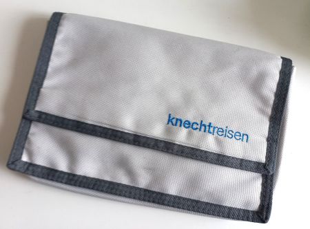 Praktisches Reisemäppli - Dokumente, Reiseunterlagen, Ticket