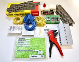Lot Modellbau Teile für Eisenbahn