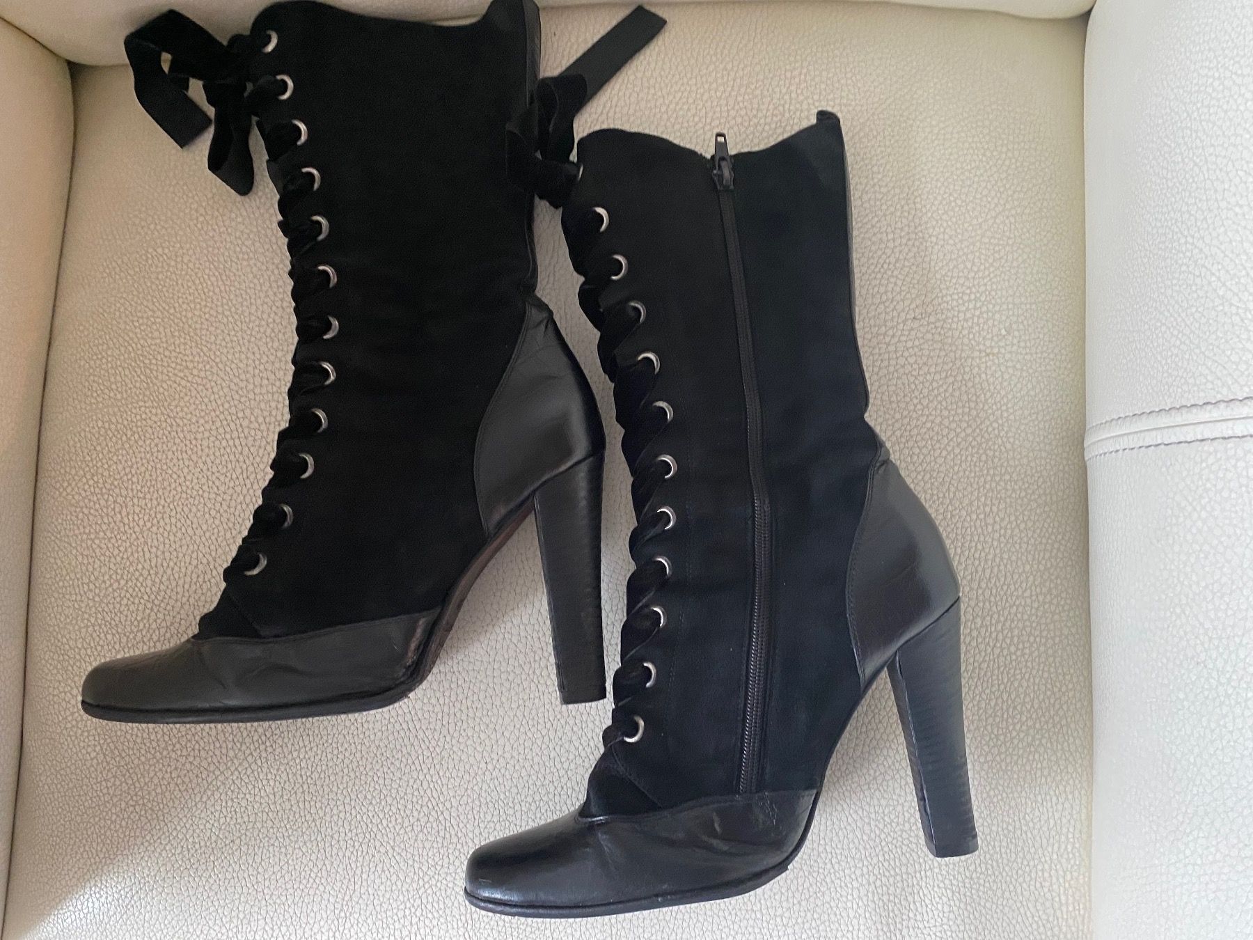 Scarpe da donna: Suede high heel boots – Usato da Zürich venduto da Yuece 1