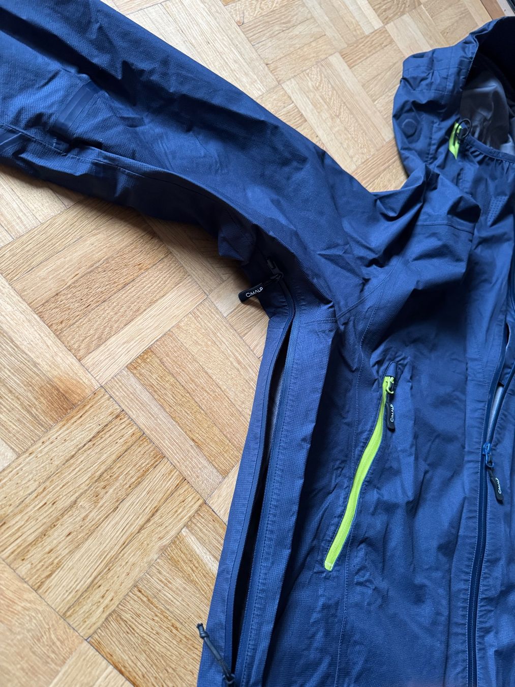 Jacken: Hardshell Jacke CIMALP  Ultrashell®  mit RECCO – Neu (gemäss Beschreibung) aus Zürich von Gorilla 2