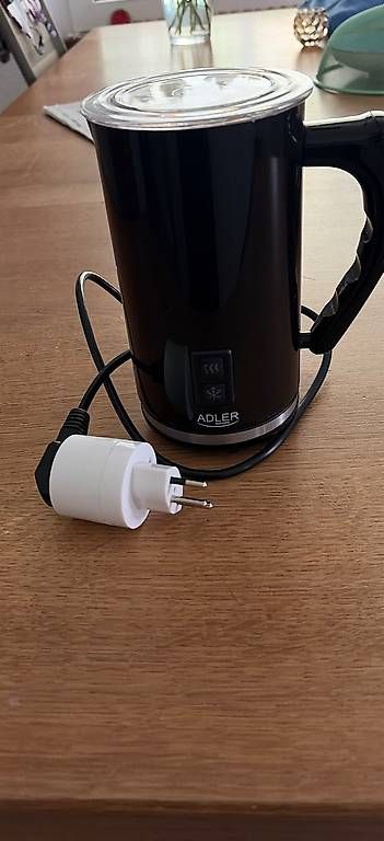Appareils de cuisine: Milchschäumer – D'occasion à Pfungen par fro_ppm6