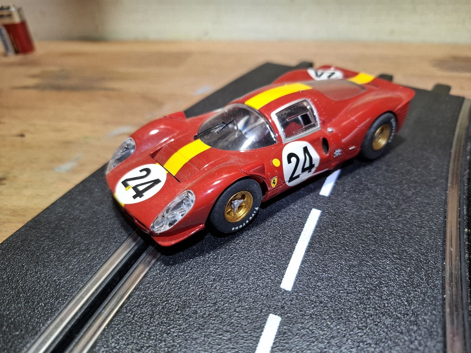 Modellini d'auto: Slotcar Ferrari P4 – Usato da Flaach venduto da maniv6
