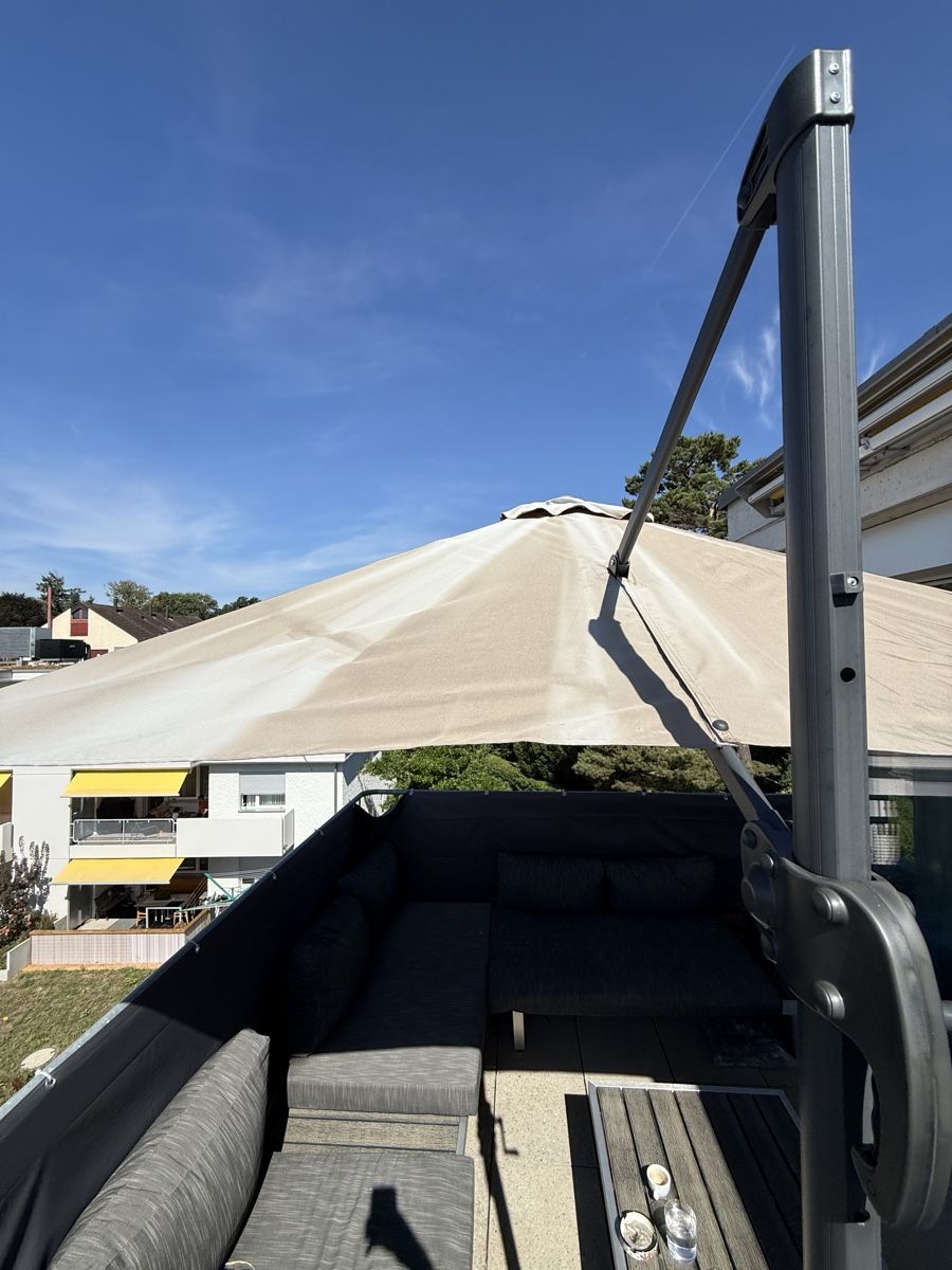Parasols: Cocon Sonnenschirm 250x250 – D'occasion à Oberglatt ZH par Toronto94 1