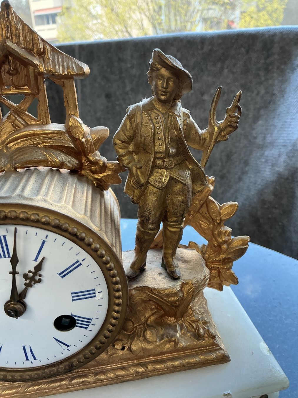 Orologi da terra & Orologi da parete: Kleine Tischuhr – Usato da Bern venduto da vielerart 1