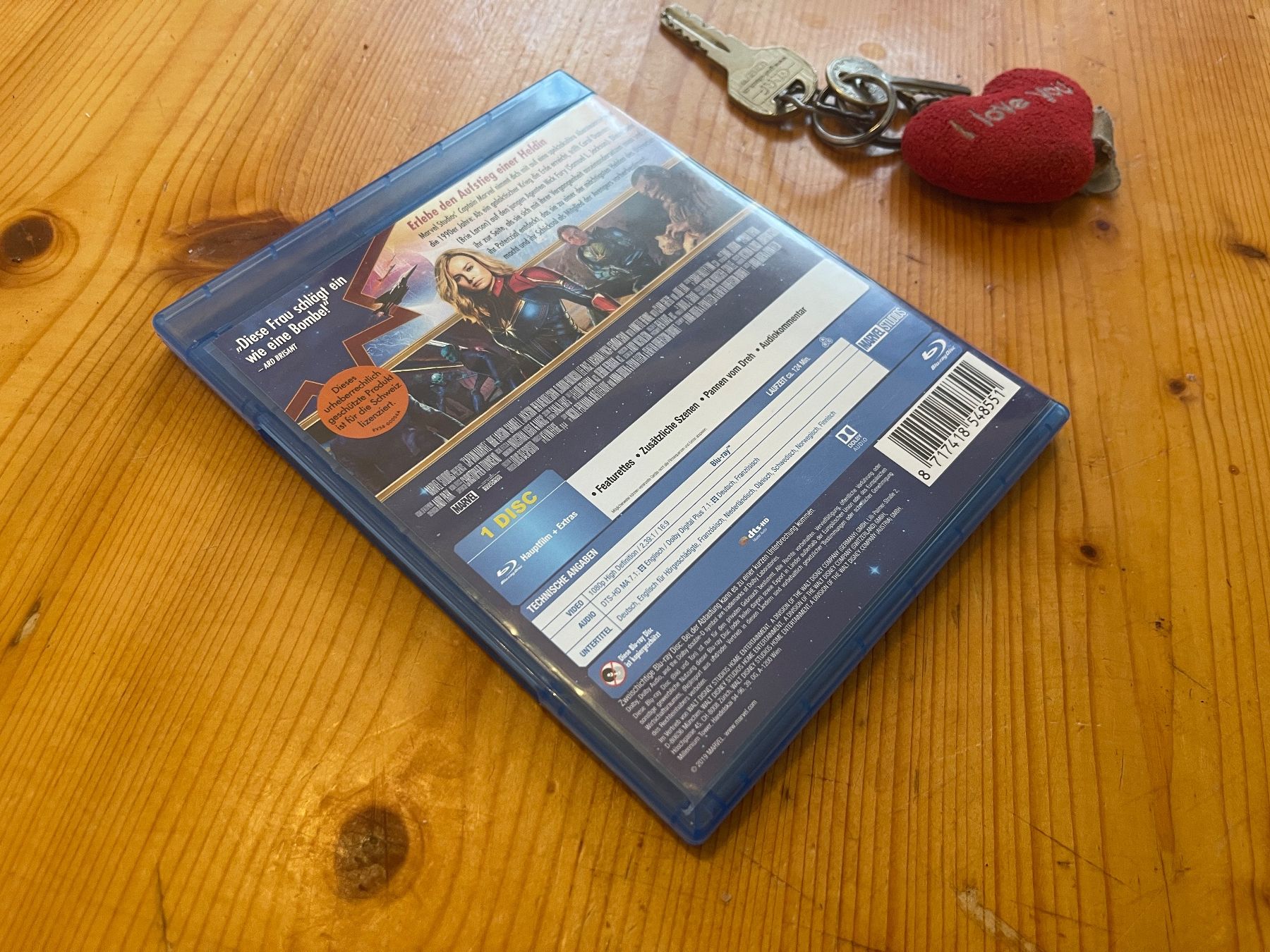 Tutti i DVDs: Marvel: Captain Marvel (Blu-ray) – Nuovo (secondo la descrizione) da Weinfelden venduto da ice_heart_xx 2