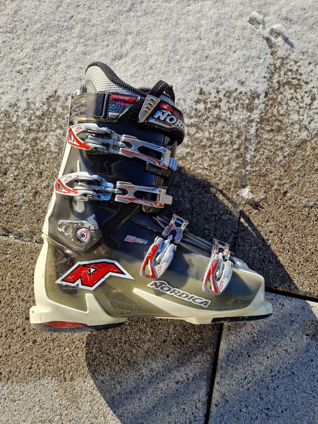 Scarpe da uomo: Nordica Skischuhe – Usato da Islikon venduto da Hitch2010 4