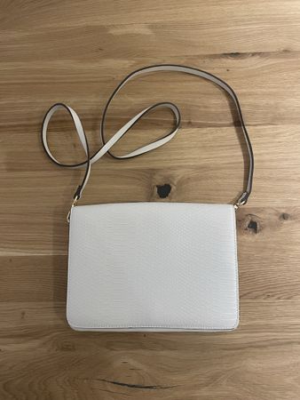 Weisse Handtasche