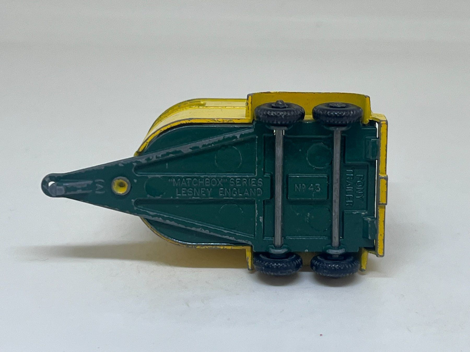 Matchbox Modellini d'auto: Matchbox Pony Trailer #459 – Usato da Wildegg venduto da LaaBoutique 3
