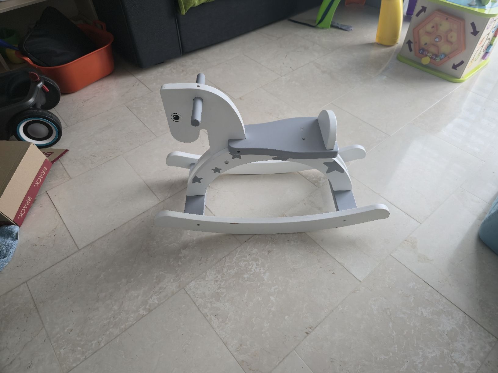 Giocattoli: klassisches Kinder-Schaukelpferd aus Holz – Usato da Hinteregg venduto da Sism 2