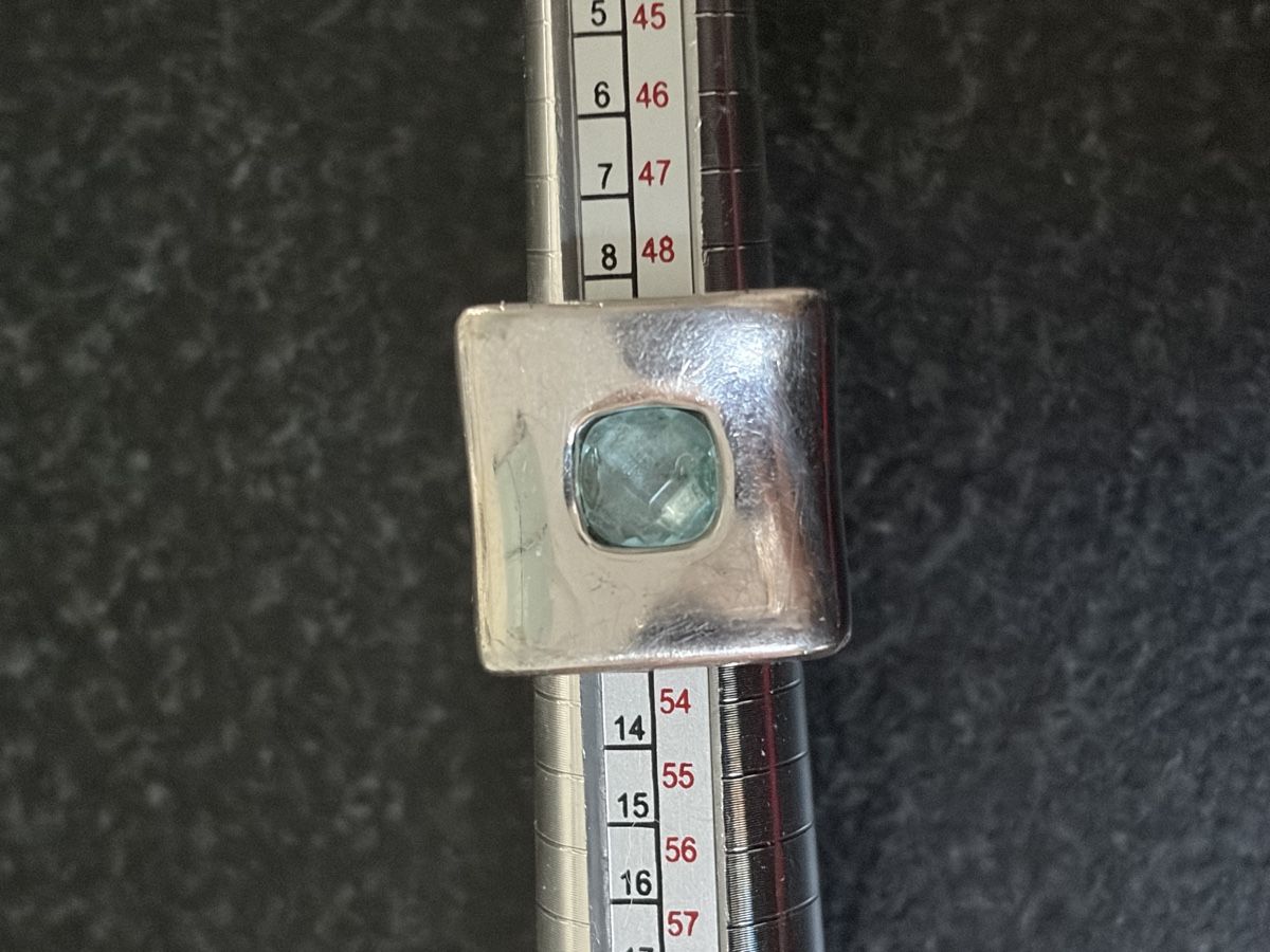 Anelli: Ring 925 Silber mit hellblauem/aquafarbenem Edelstein Gr.54 – Usato da Estavayer-le-Lac venduto da Mimmy02