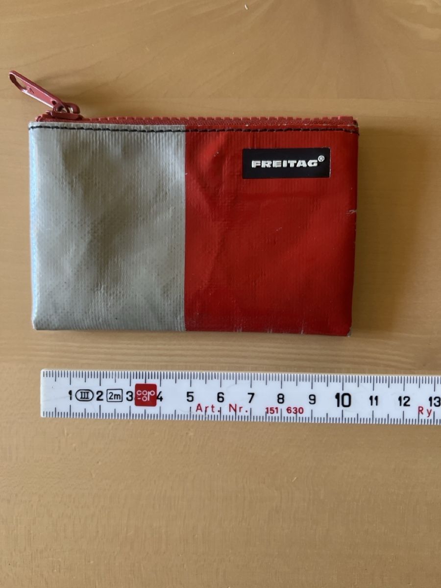 Portafogli: Freitag Portemonnaie rot/grau – Nuovo (secondo la descrizione) da Zürich venduto da olfri 2
