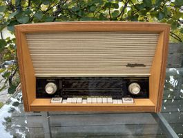 Radio mit Plattenspieler Resonar Holzgehaeuse gebraucht