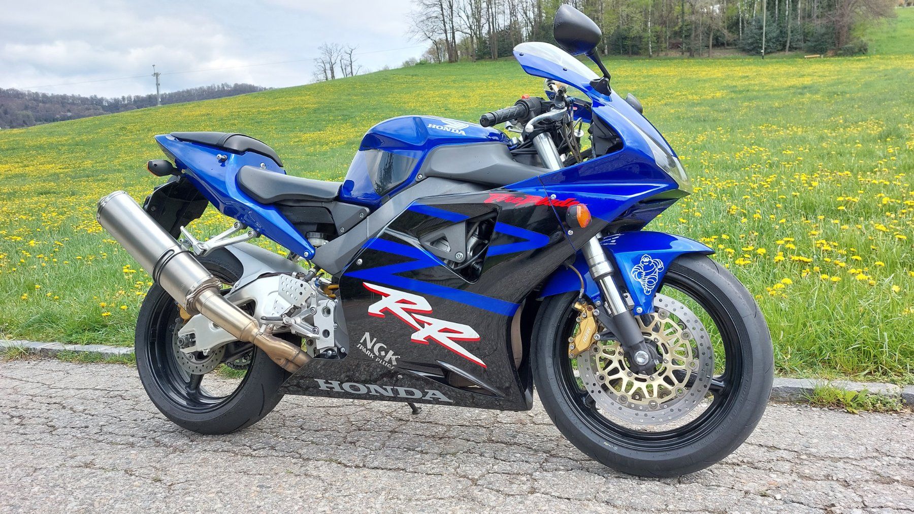 Honda Route: Honda CBR 954 RR – D'occasion à Quartino par asmusr