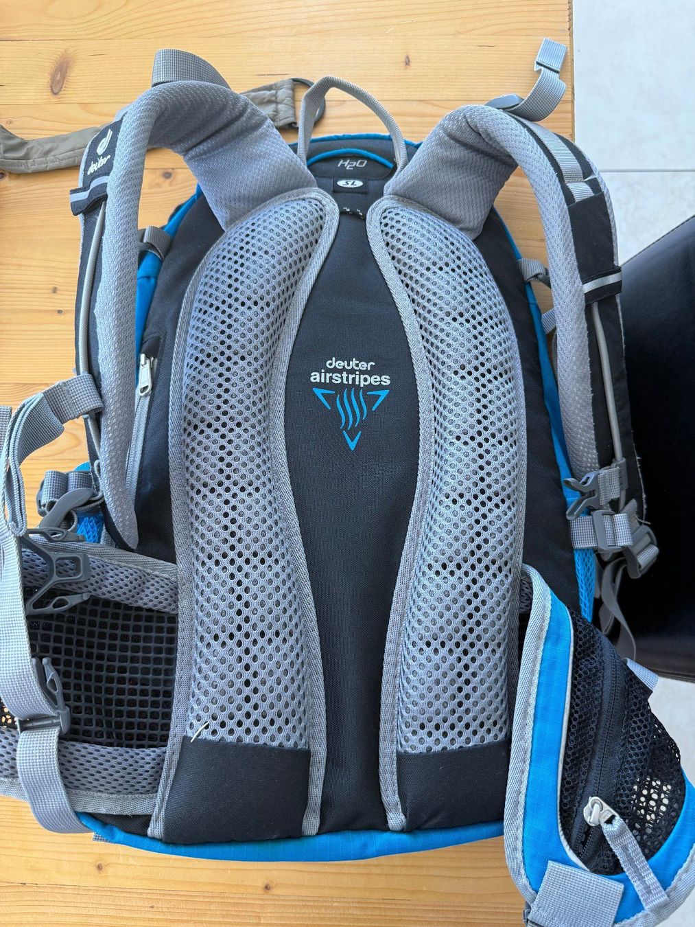 Deuter Zaini: Deuter Rucksack trans Alpine 26 SL – Usato da Kirchdorf AG venduto da coco123 1