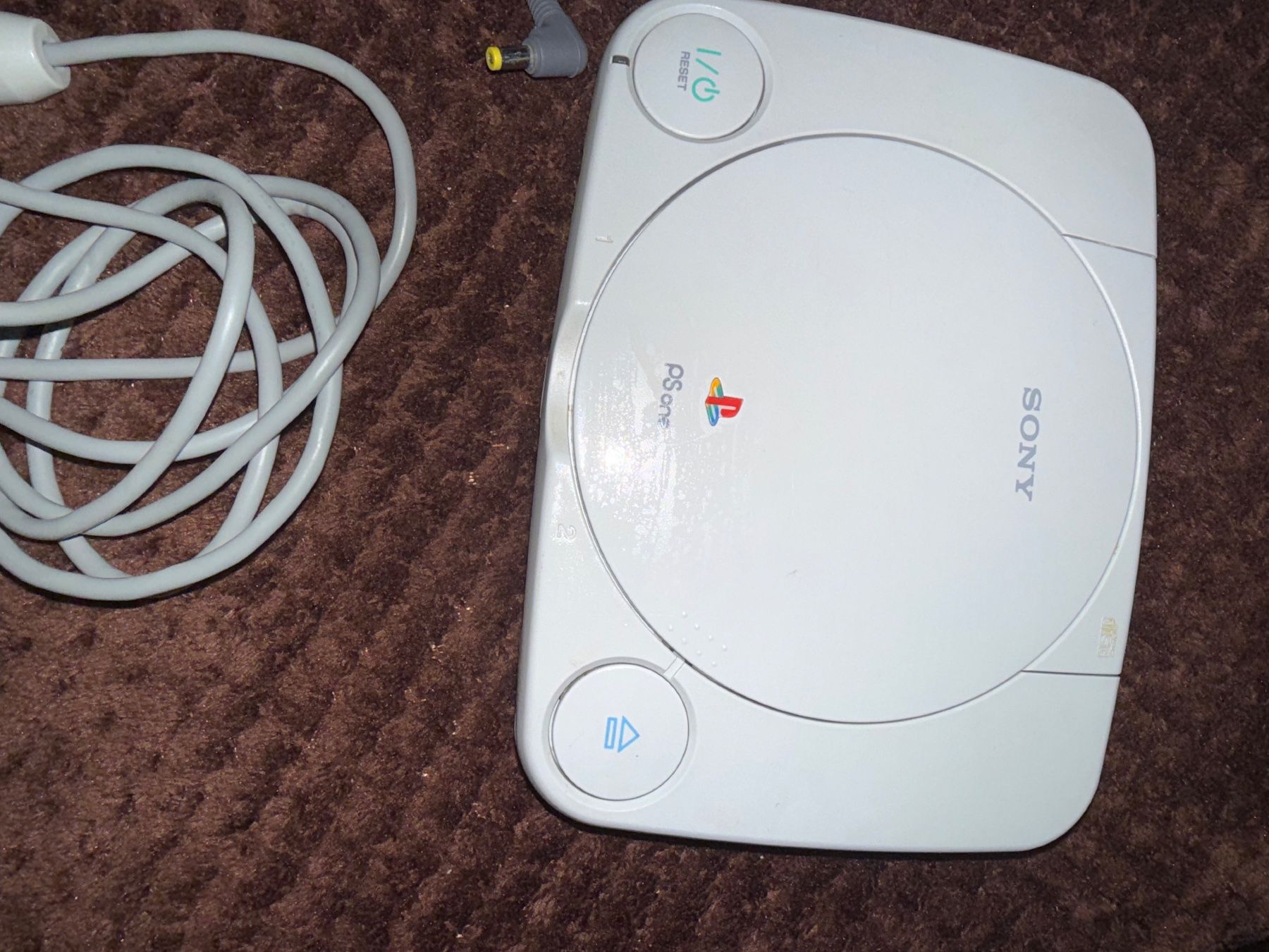 Sony Consoles: Playstation ONE – D'occasion à Neuhausen par xmariposay 3