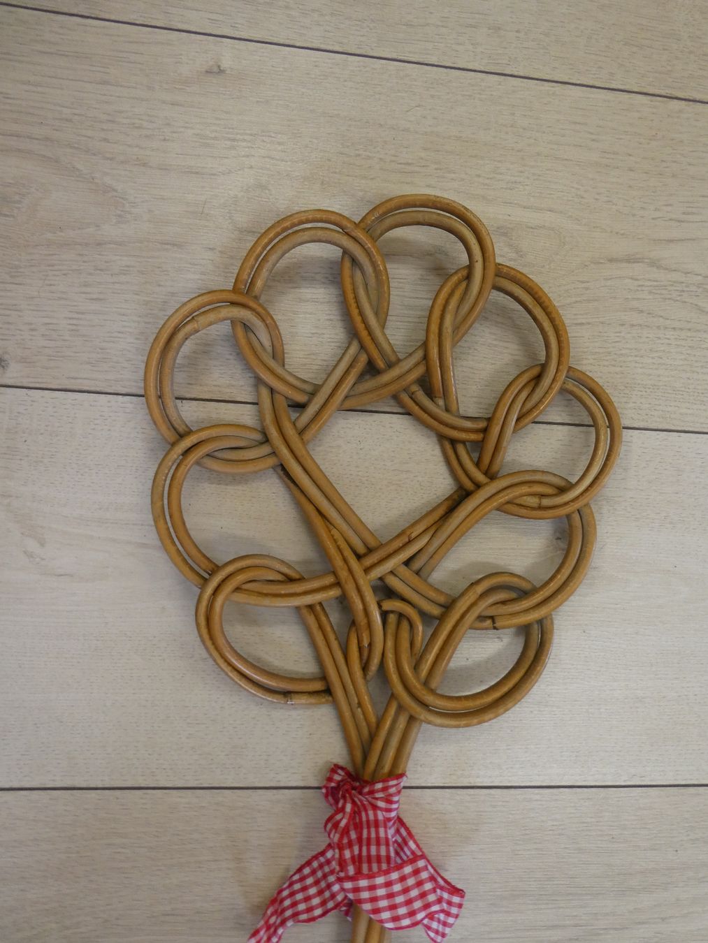 Tutti gli attrezzi: Teppichklopfer antik Vintage Nr. III – Usato da Rafz venduto da Powacaddy 2