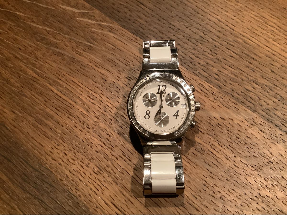 Swatch Uhren: Swatch Chrono, Edelstahl weiss – Neu (gemäss Beschreibung) aus Cham von capalari