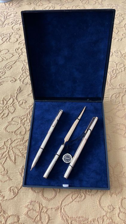 Set Da Scrittura Borkum In Legno Di Rosa Con Incisione Personalizzata - Penna A Sfera, Stilografica E Tagliacarte In Custodia Regalo