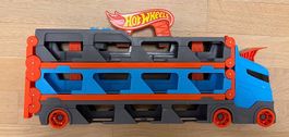 Camion transporteur voitures HotWheels