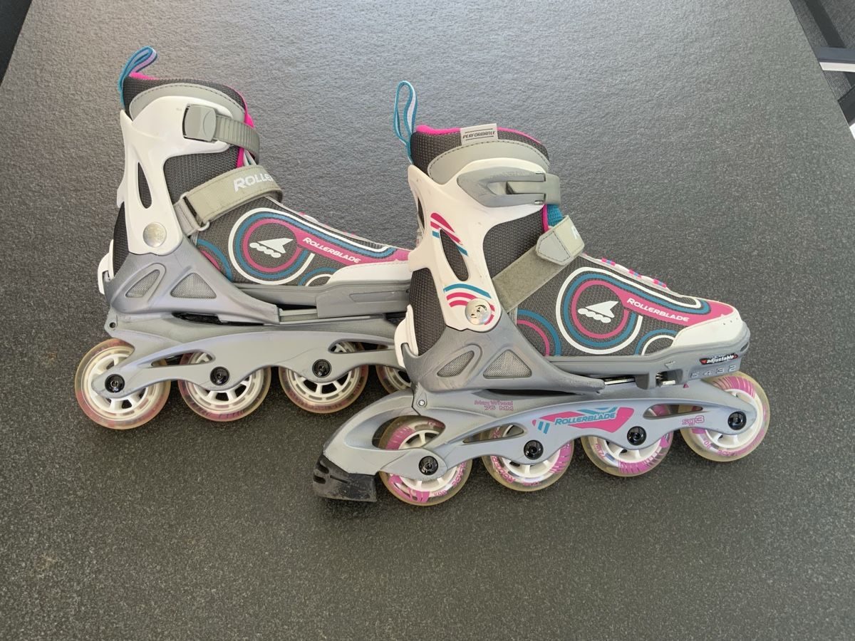 Inline-Skating & Rollschuhe: Rollerblads – Gebraucht aus Magden von Jackevaro