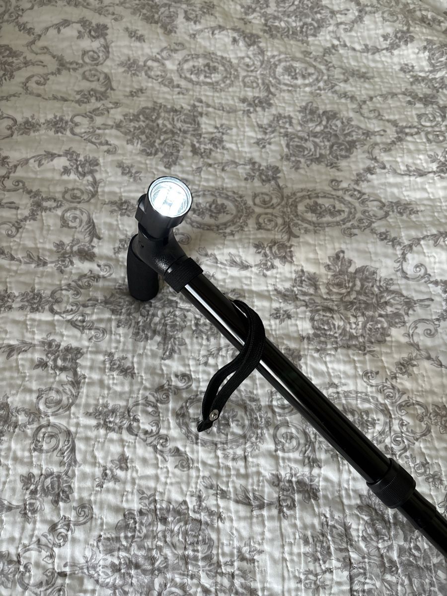 Ausili per la deambulazione: Canne de marche pliable avec lumière LED intégrée – Nuovo (secondo la descrizione) da Aigle venduto da Barbiette 2