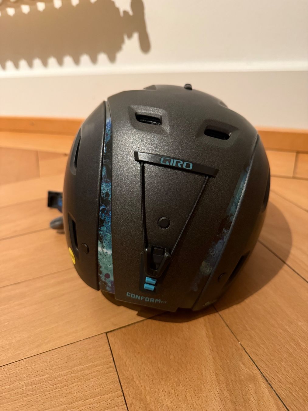 Giro Caschi: Giro Skihelm – Usato da Zürich venduto da nz_y_si 1