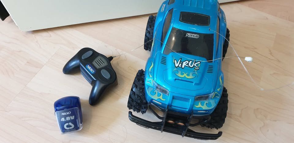 Nikko Modellismo RC: Nikko Virus SUV RC Auto – Usato da Bäch SZ venduto da nicolasg2 3