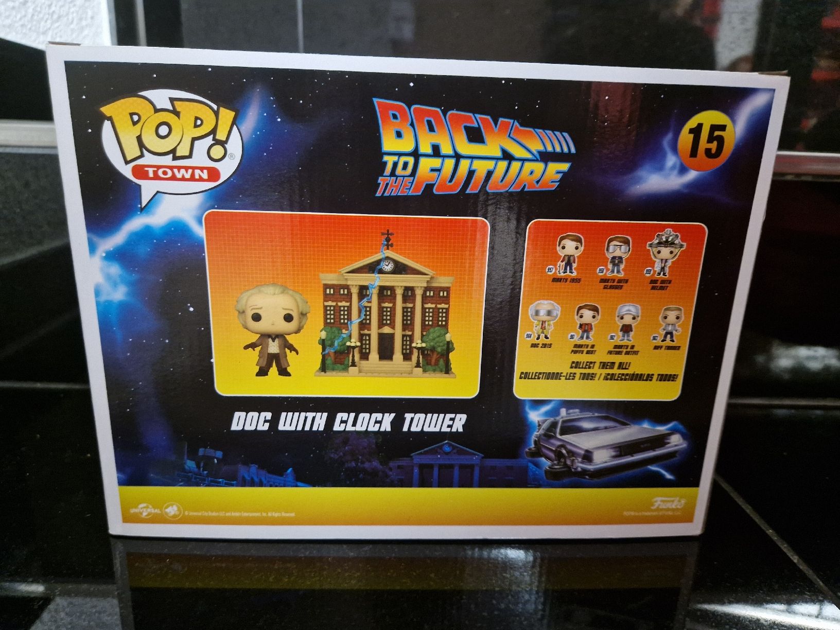 Funko Statuette: Funko town back the futur – Nuovo e nell'imballaggio originale da Mannens venduto da BargainLiquidation 1