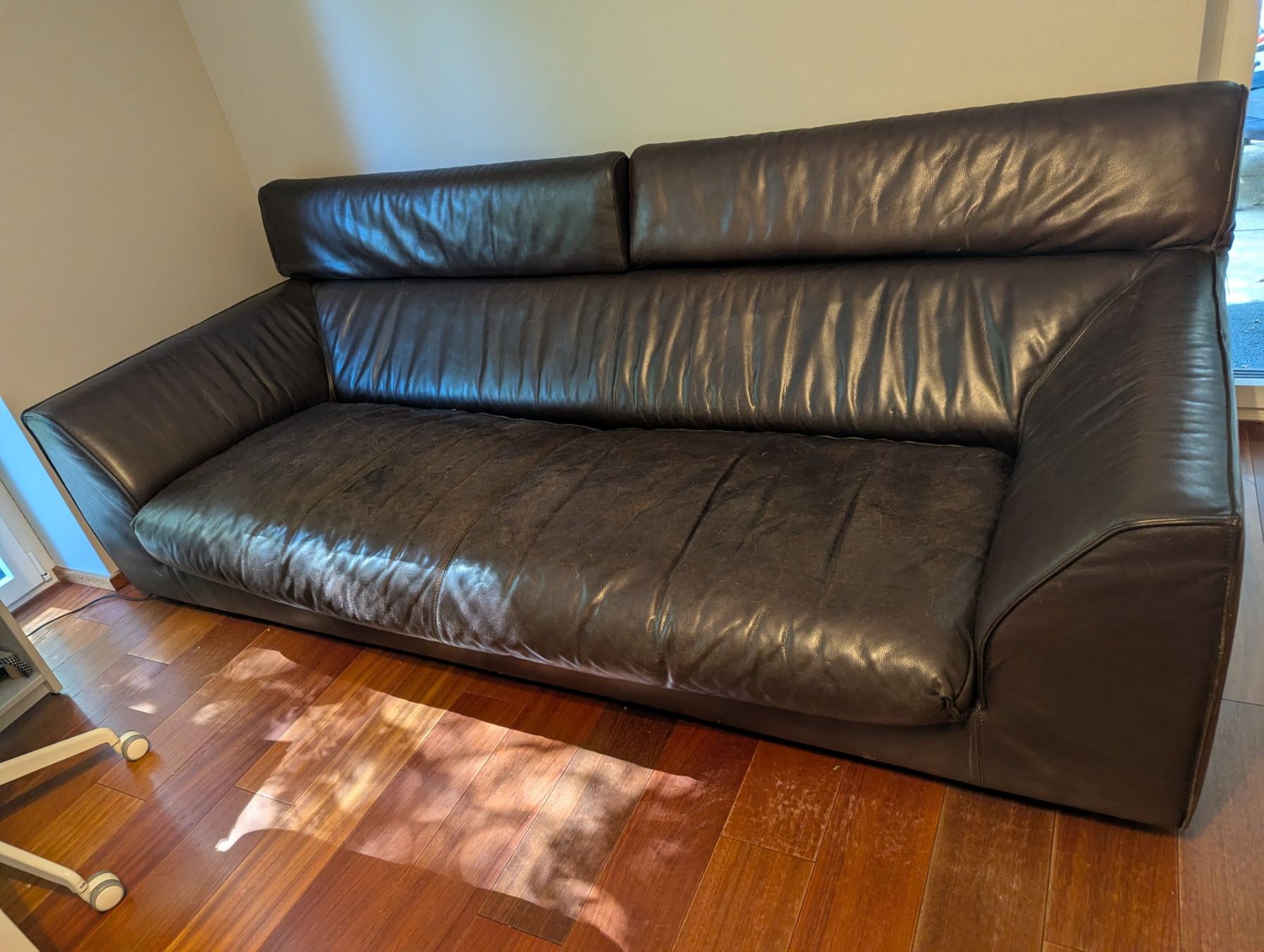 Sofas: Ledersofa – Gebraucht aus Zürich von ignasifaine