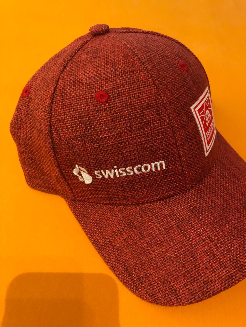 Sonstige Kleidung & Accessoires: Swisscom ESAF 2025 Cape – Gebraucht aus Erlen von astra2013 2