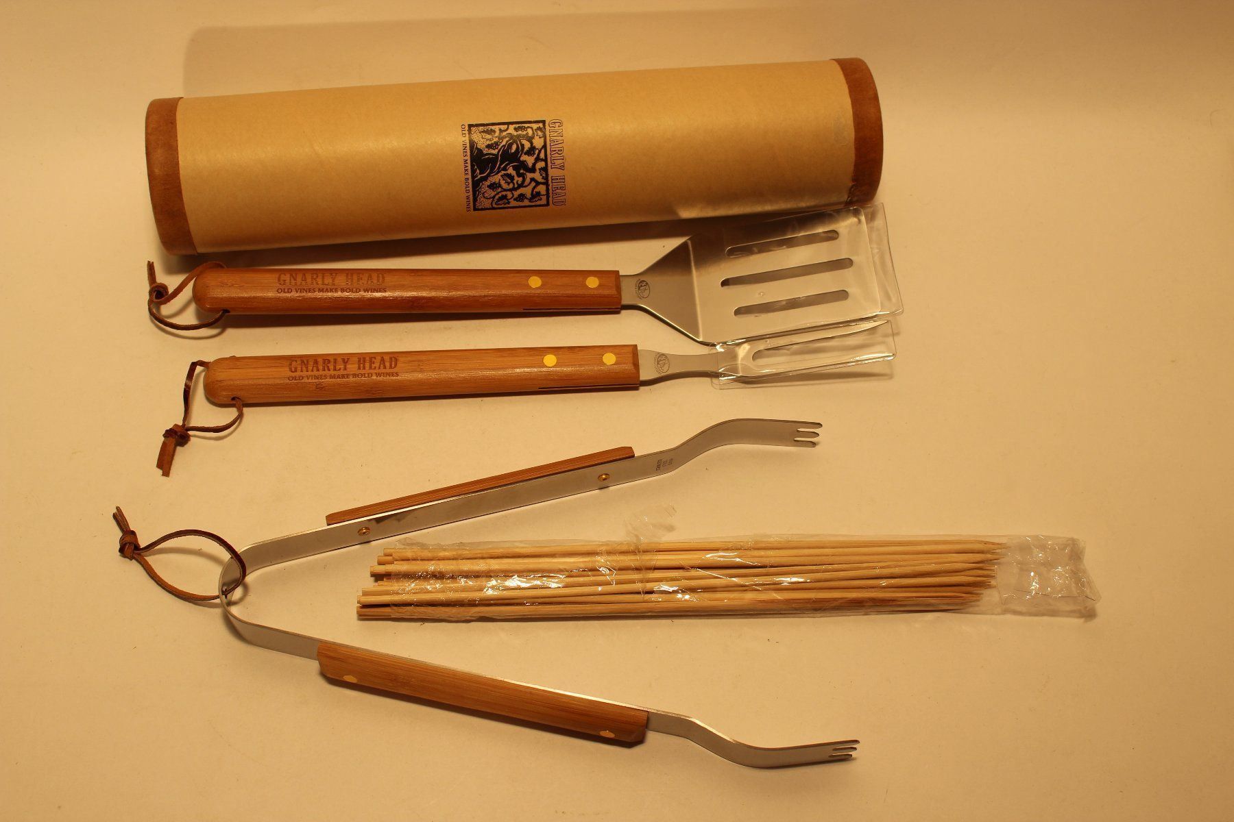 Set di posate: Grillbesteck Set 4-teilig – Nuovo e nell'imballaggio originale da Fehraltorf venduto da haefens 4