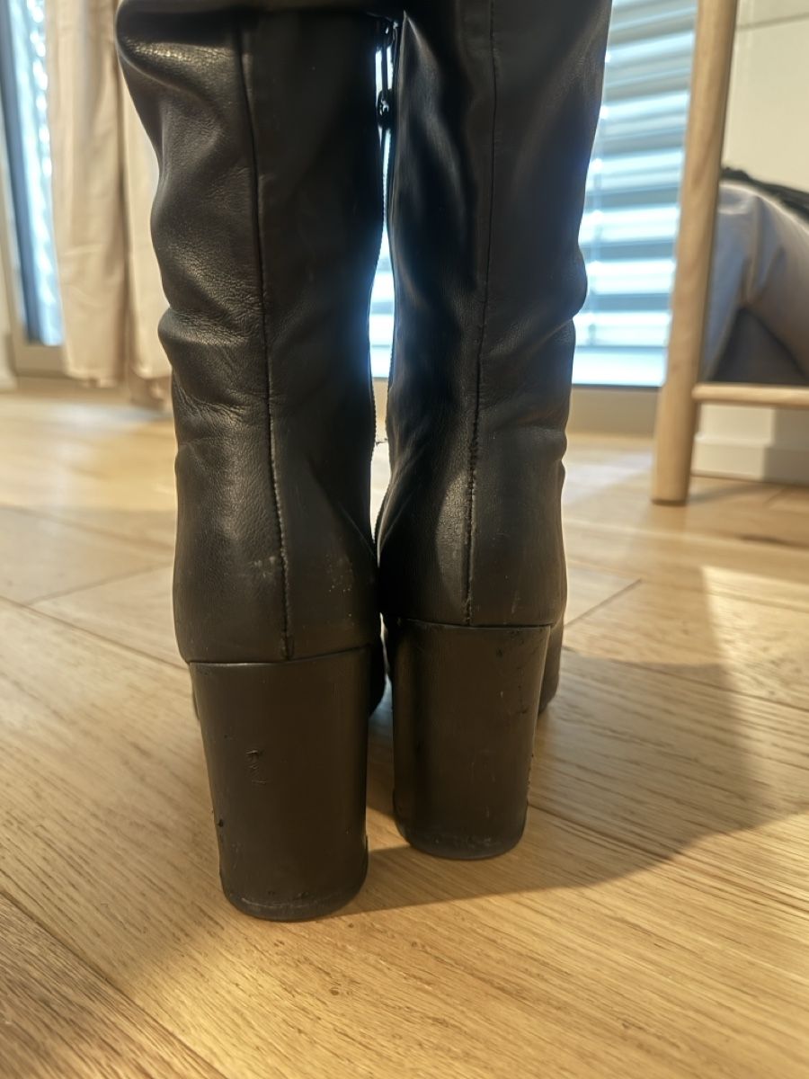 Scarpe da donna: Black leather boots, size 38 – Usato da Zürich venduto da Sefora_sp 2