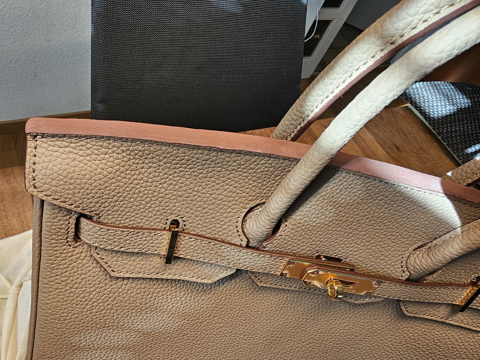 Taschen: Ledertasche 35cm – Neu (gemäss Beschreibung) aus Oberwil BL von 007re 4
