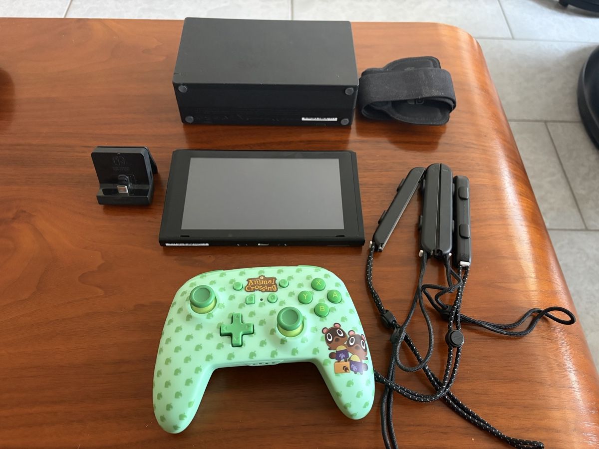 Nintendo Consoles: Nintendo Switch – D'occasion à Freienstein par Zippi007