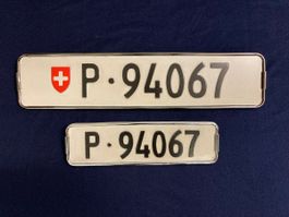 Autonummern   P   Schweiz.   Mit  Wechselrahmen-Zubehör.
