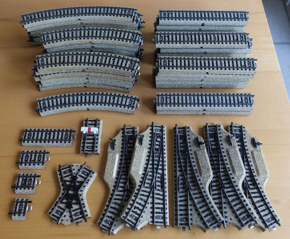 Märklin Modellini di ferrovie: Schienen Märklin H0 - 77 Stück – Usato da Schliern b. Köniz venduto da stesa206 7