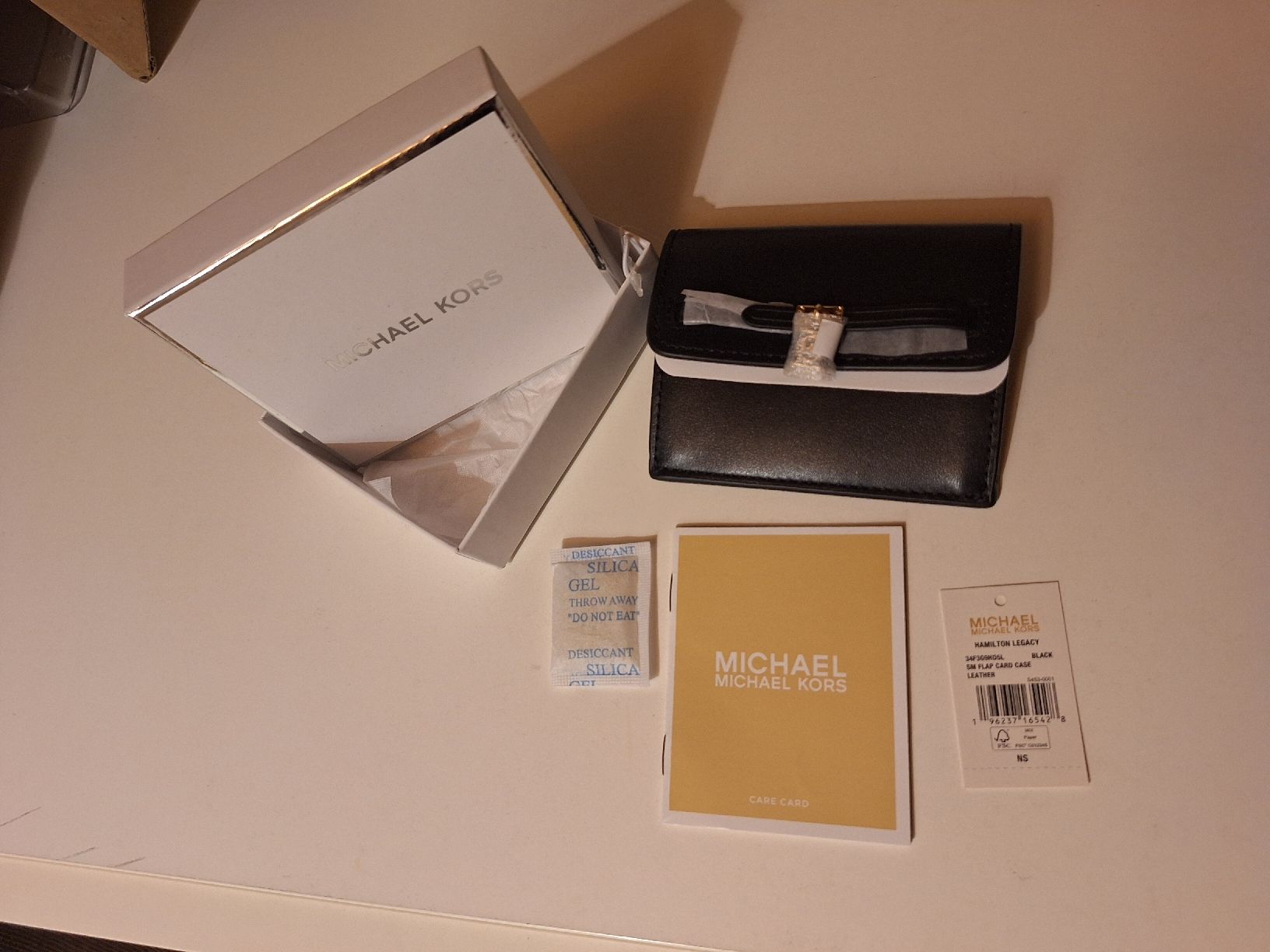 Michael Kors Portemonnaies: Portafoglio Michael Kors  – Neuf avec emballage d'origine à Riva San Vitale par P.butti