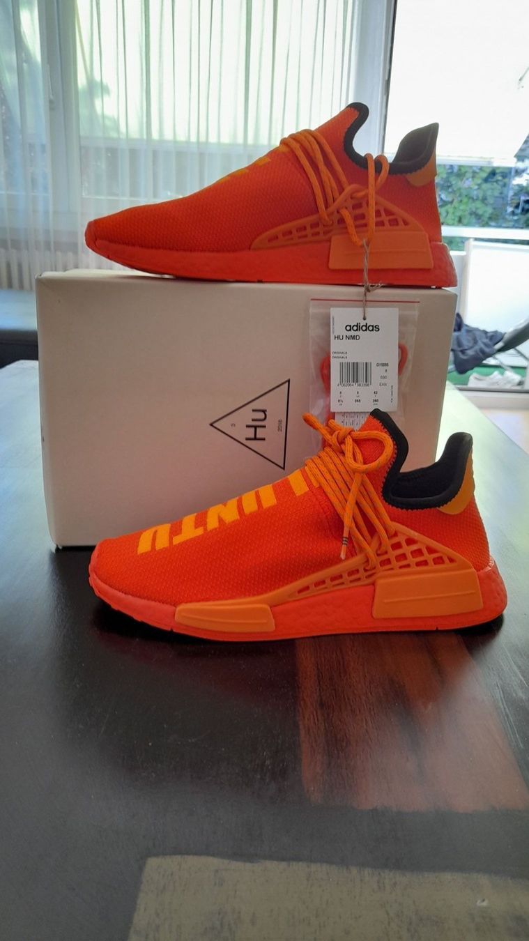 Adidas Herrenschuhe: Pharrell Williams x Adidas NMD HU Bright Orange – Neu und originalverpackt aus gränichen von baktus1 1