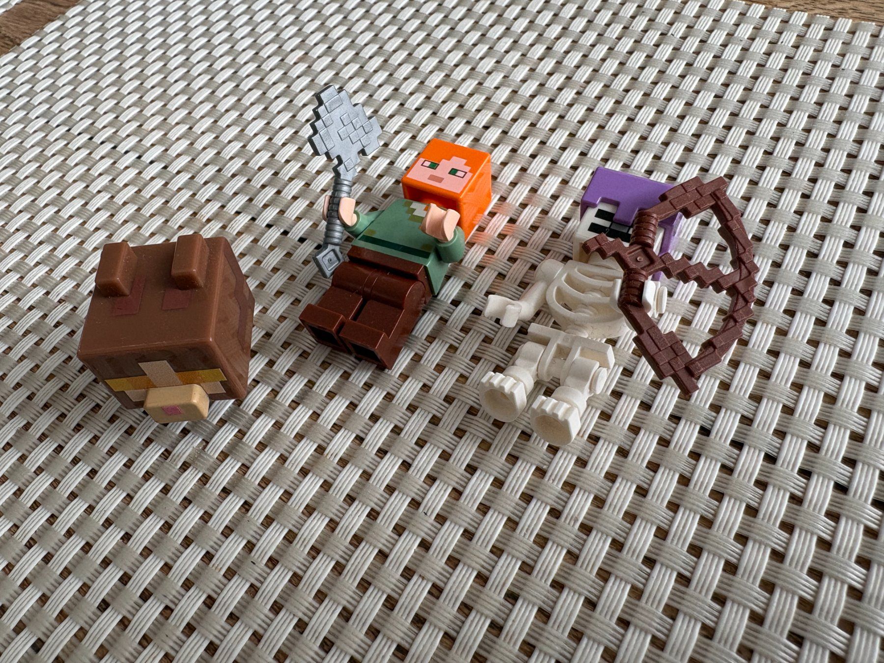 Lego Kit di costruzioni: Lego Minifiguren Minecraft – Usato da Buochs venduto da Techtelmechtel