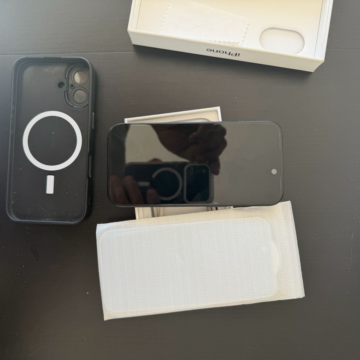 Apple Portables: iPhone 16 – D'occasion à courtelary par sedeal