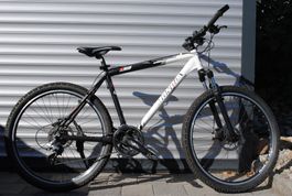 MONDIA Striker XC Series PRO 48cm Mountainbike Fahrrad Bike