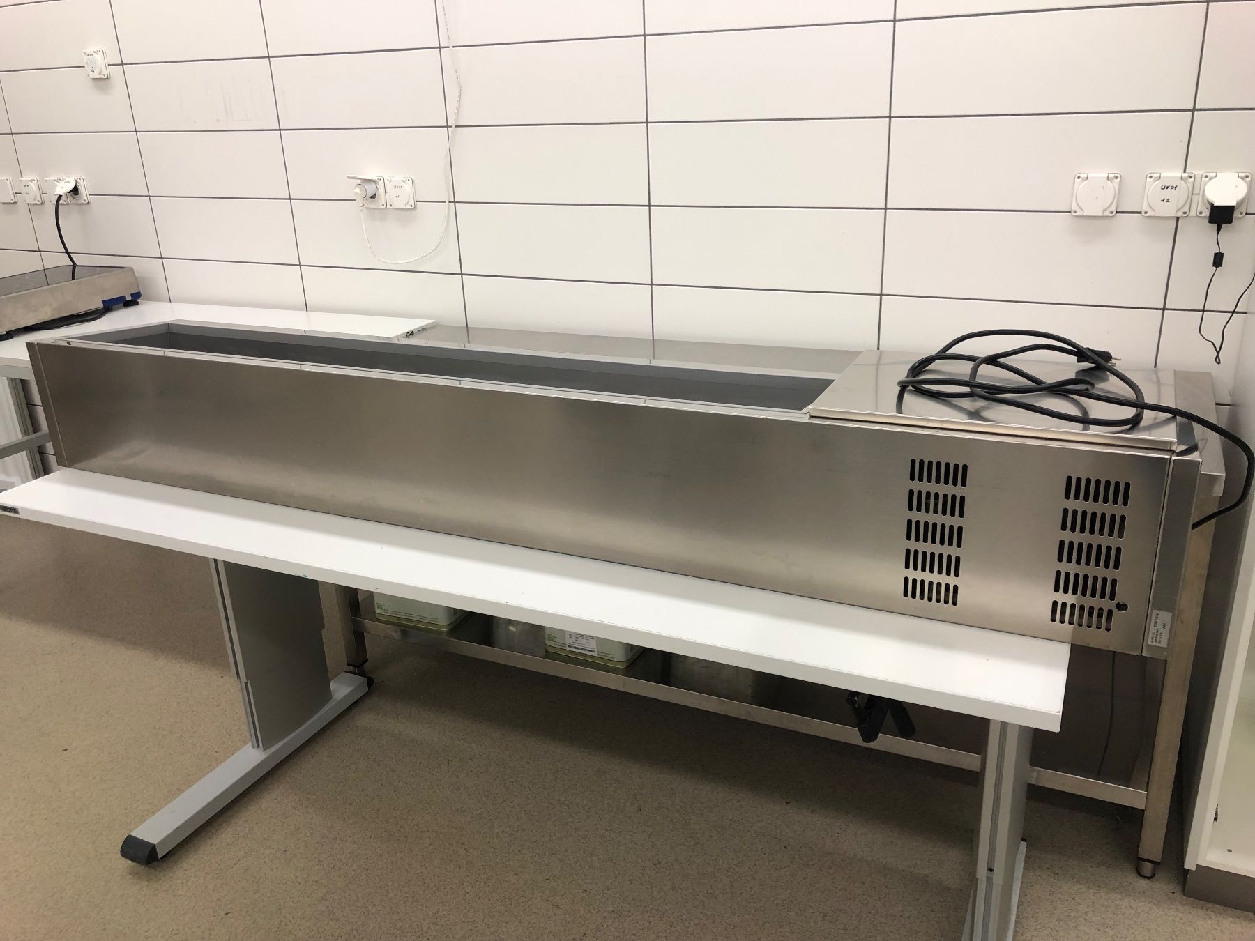 Elettrodomestici da cucina: Kühlaufsatz Edelstahl – Usato da Zofingen venduto da kartengeheimniss 6