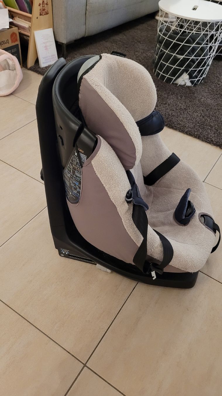 Maxi-Cosi Seggiolini per auto: Maxi-Cosi Kindersitz mit Sommerbezug – Usato da Stachen venduto da Cheran-A 8